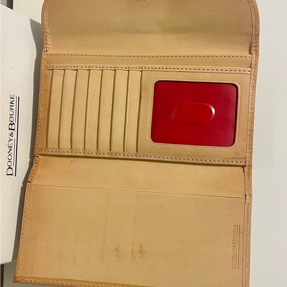 Dooney & Bourke Bumble Bee Wallet - Picture 5 of 6